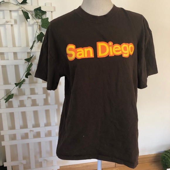DBA T-shirt San Diego Vintage Orange and Yellow and Brown Beach tee Size XL - Picture 1 of 3